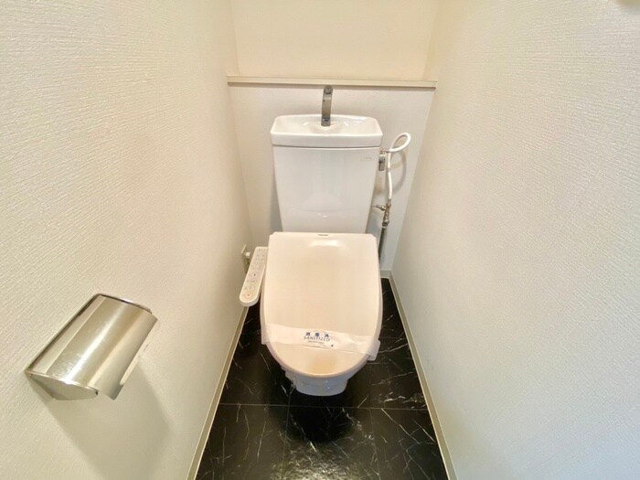 物件内観写真10　(トイレ)