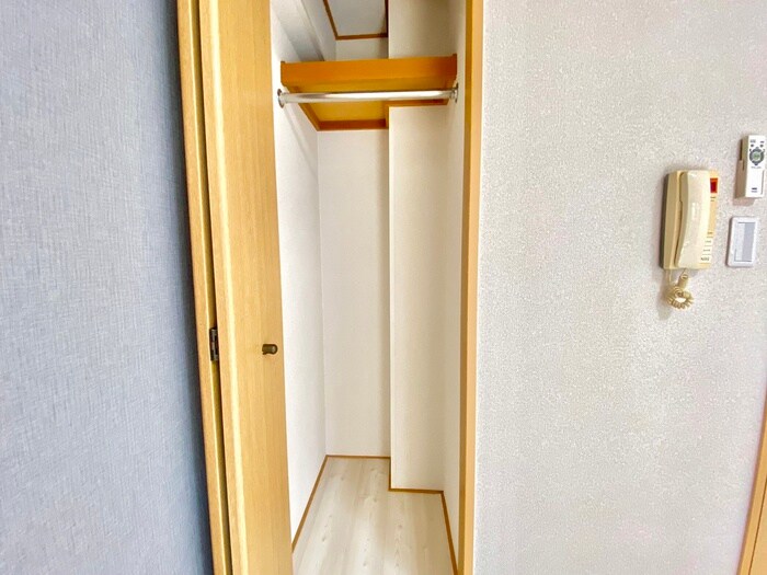 物件内観写真12　(収納)