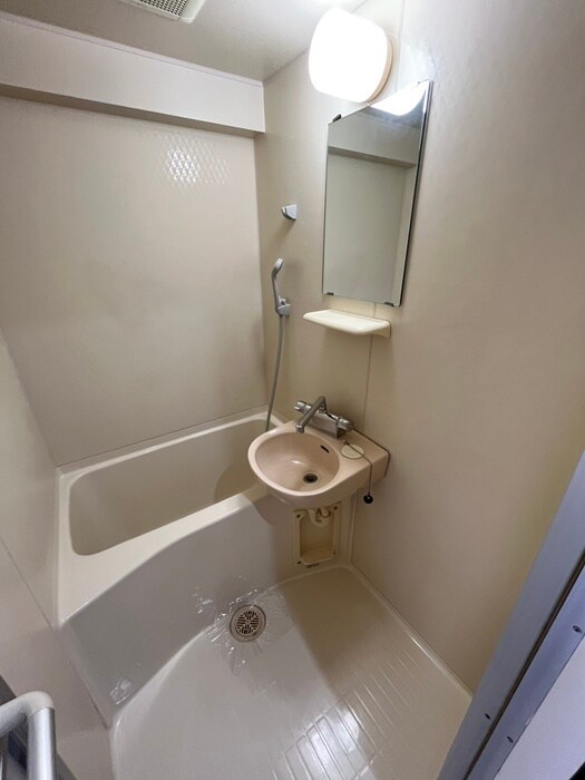 物件内観写真12　(バス／シャワールーム等)