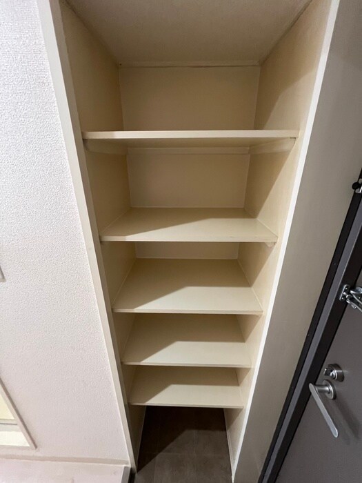 物件内観写真17　(靴箱)