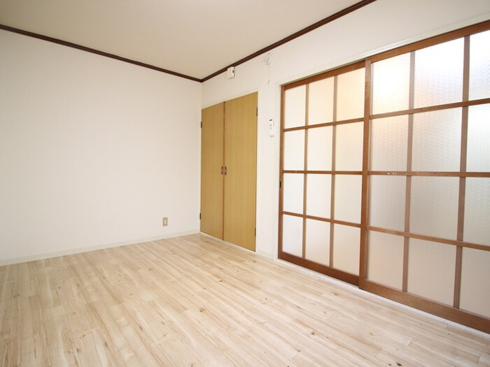 物件内観写真10　(居室)