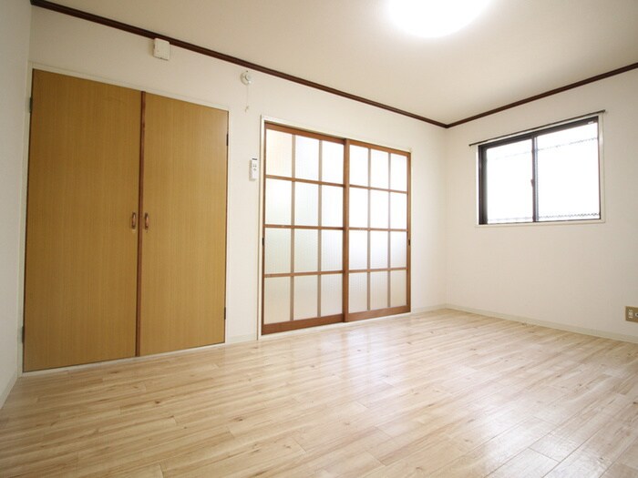 物件内観写真11　(居室)