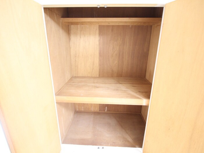 物件内観写真13　(収納)