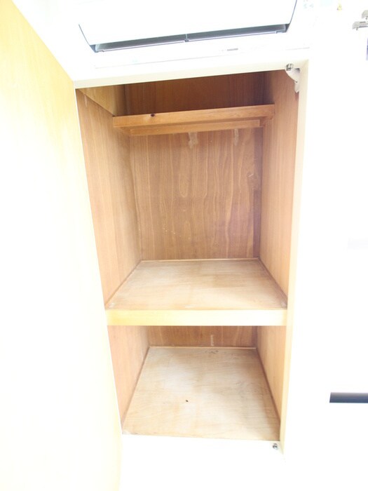 物件内観写真13　(収納)