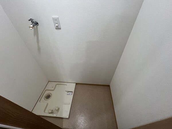 洗濯機置場