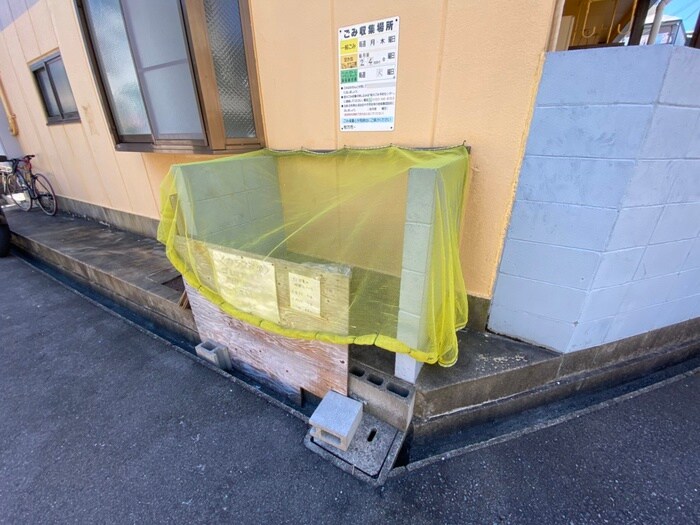 物件外観写真4　(建物設備)