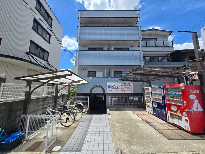 物件外観写真3　(外観写真)