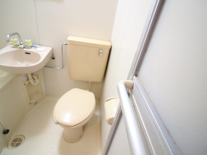 物件内観写真12　(トイレ)