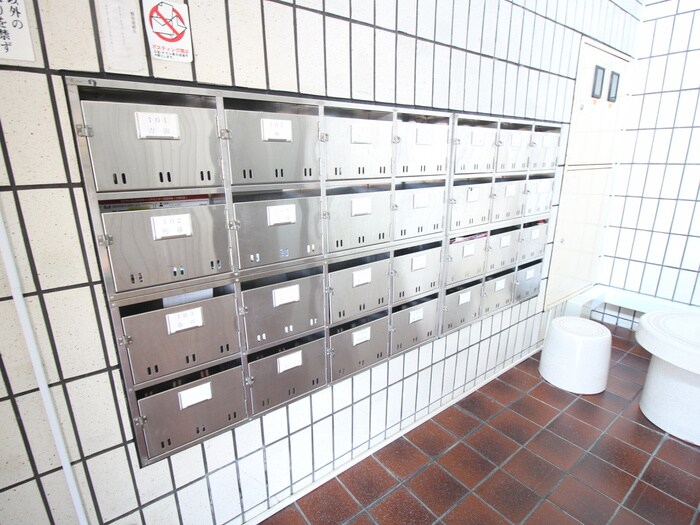 物件外観写真4　(建物設備)