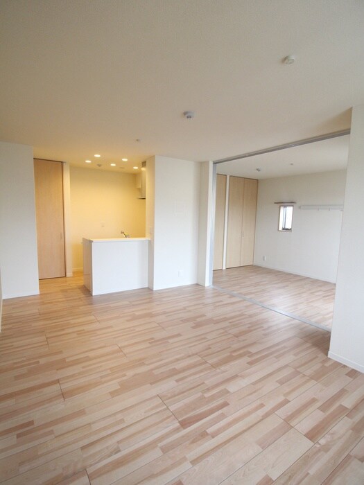 物件内観写真12　(居室)