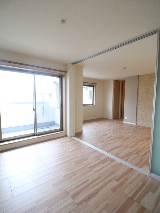 物件内観写真15　(居室)