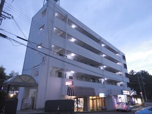 山田マンション外観写真