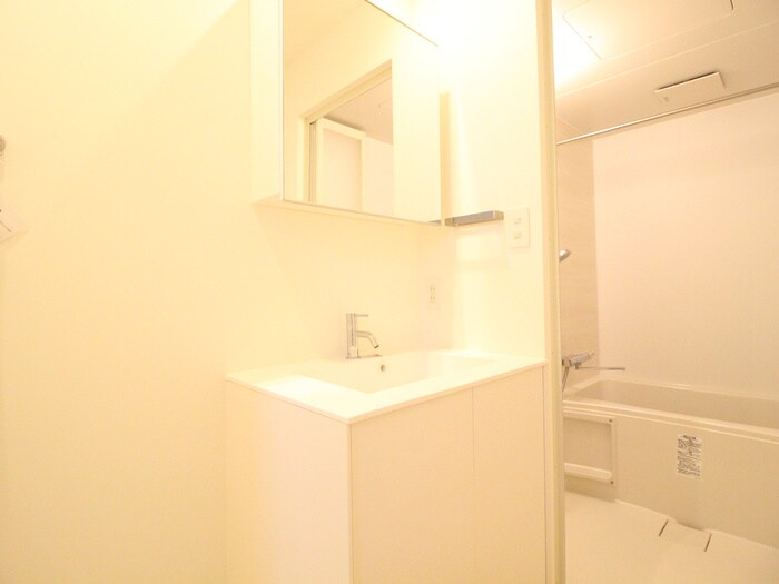 物件内観写真8　(洗面)