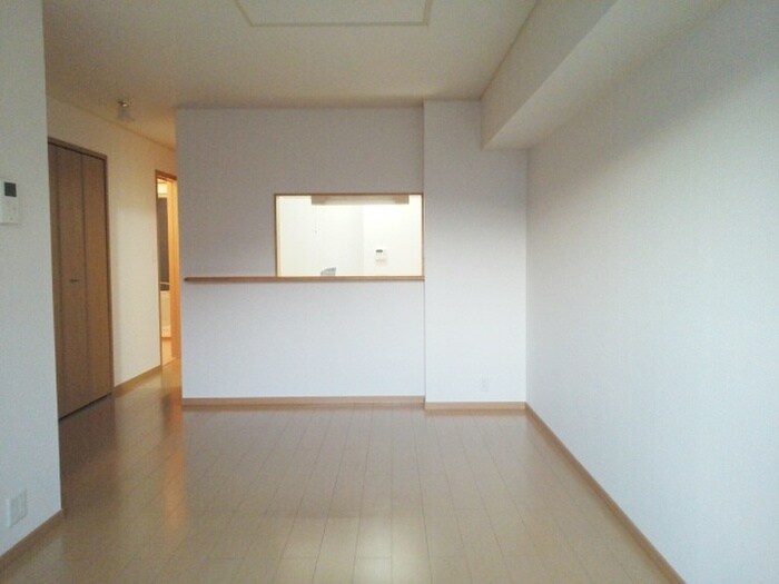 物件内観写真4　(居室)