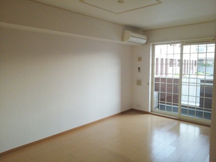 物件内観写真5　(居室)