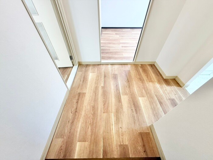 物件内観写真17　(廊下)