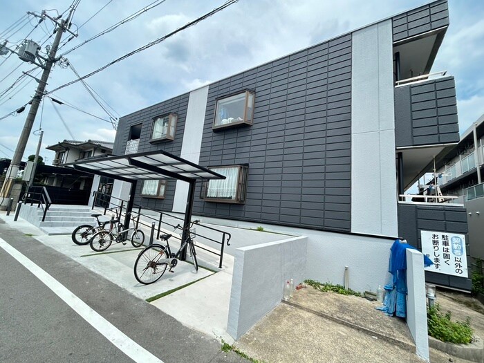 物件外観写真2　(外観写真)