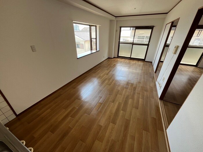 物件内観写真8　(居室)