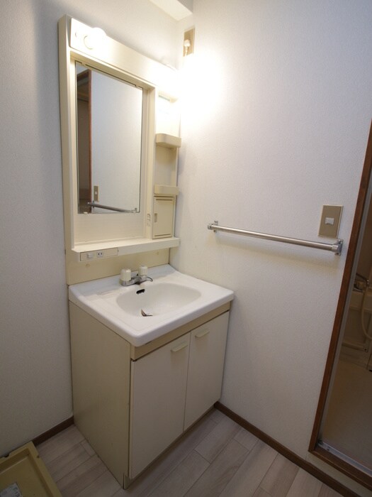 物件内観写真11　(洗面)