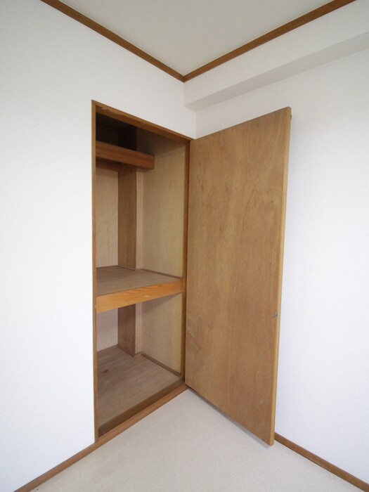 物件内観写真14　(収納)