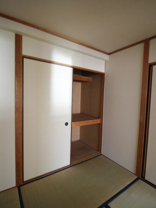 物件内観写真17　(収納)