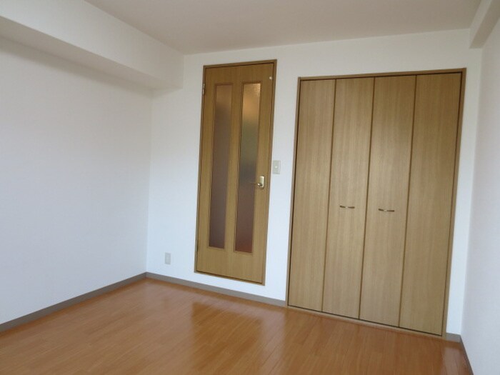 物件内観写真15　(居室)