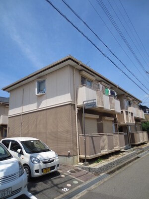 ハイツクリスタルあいりすＢ棟外観写真