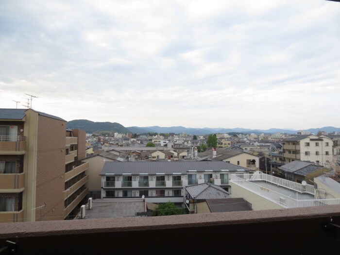 物件内観写真13　(玄関)