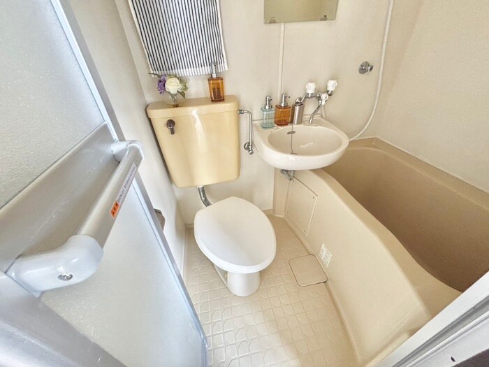 物件内観写真16　(トイレ)