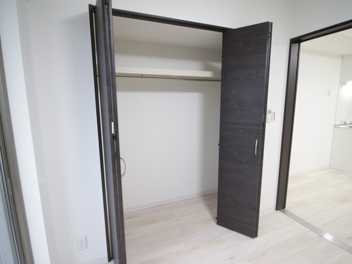 物件内観写真14　(玄関)