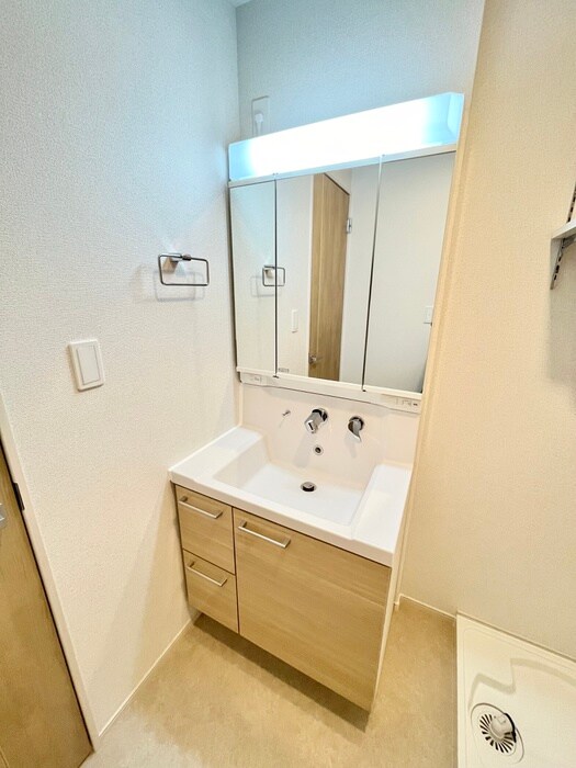 物件内観写真12　(洗面)