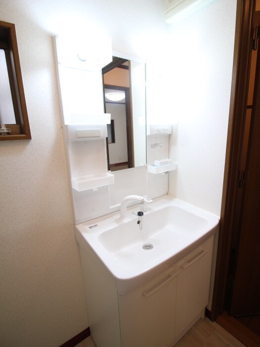 物件内観写真11　(洗面)