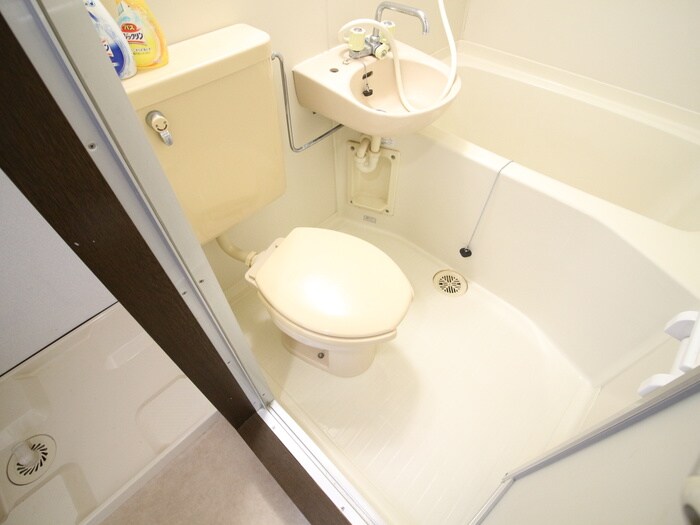 物件内観写真14　(トイレ)