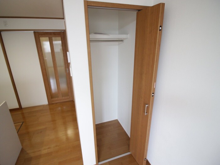 物件内観写真14　(収納)