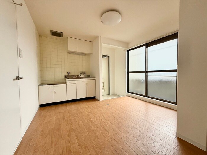 物件内観写真8　(内観写真)