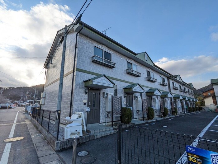 物件外観写真1　(外観写真)