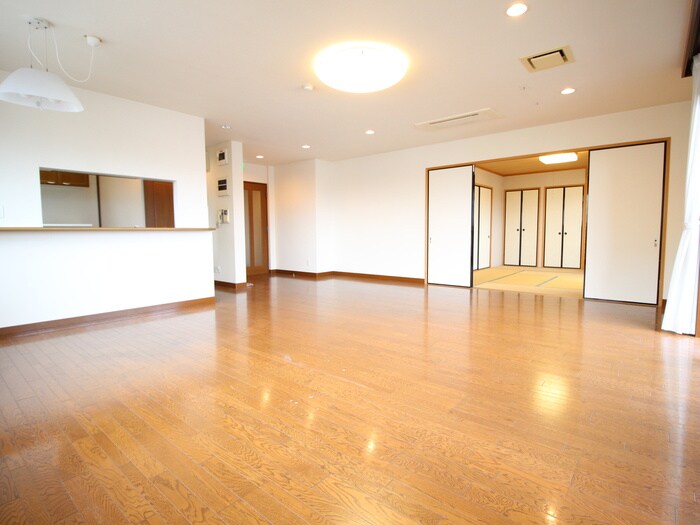 物件内観写真11　(居室)