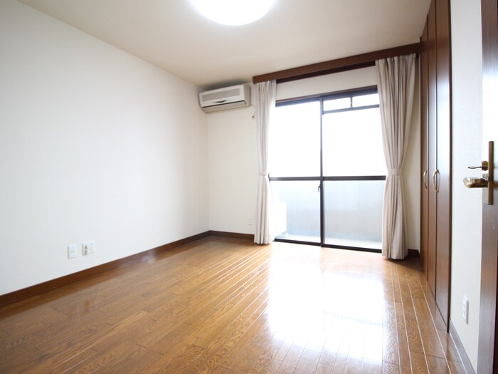 物件内観写真20　(居室)