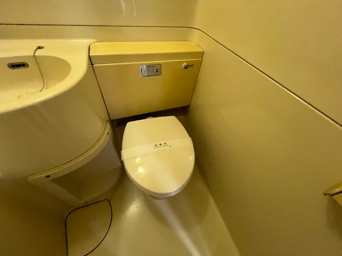 物件内観写真13　(トイレ)