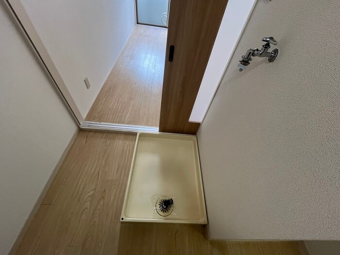 物件内観写真19　(洗濯機置場)