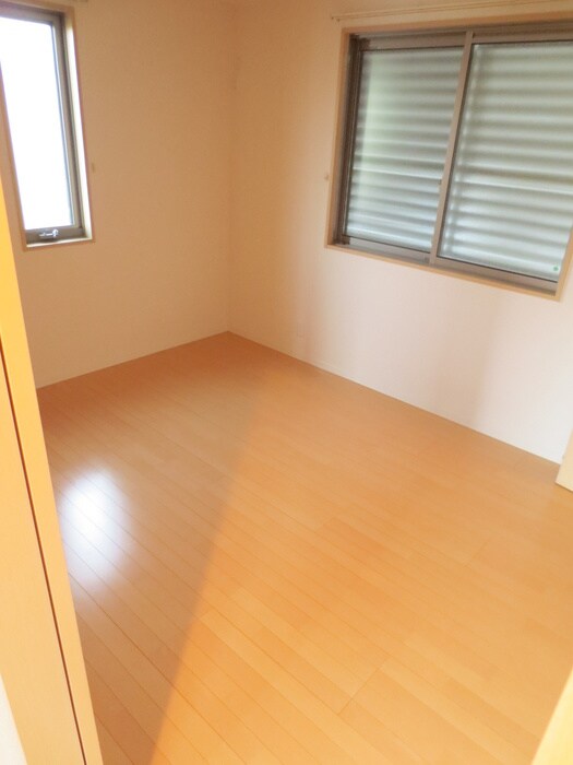 物件内観写真9　(居室)