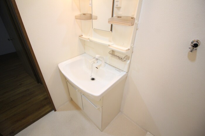 物件内観写真13　(洗面)