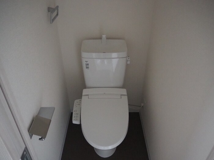 物件内観写真11　(トイレ)