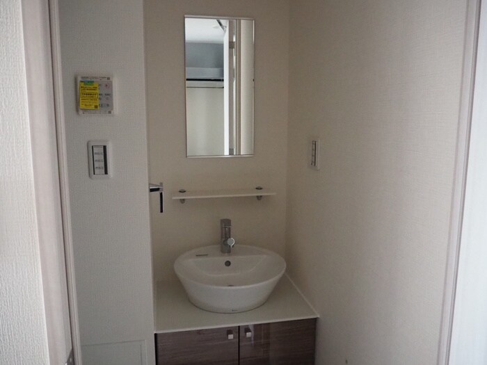 物件内観写真13　(洗面)