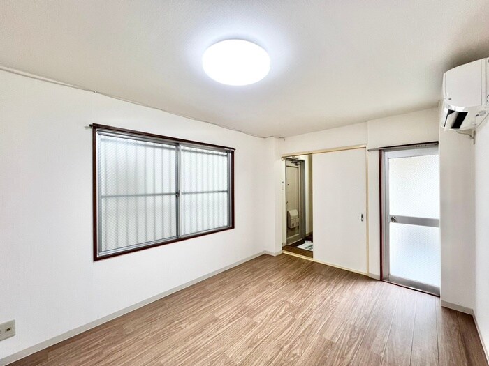 物件内観写真7　(居室)