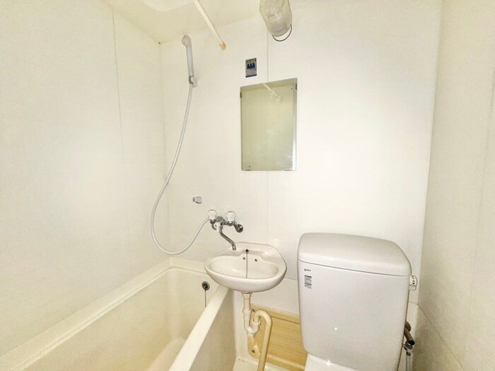 物件内観写真11　(洗面)