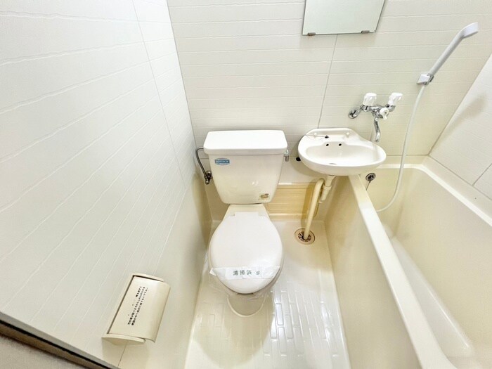 物件内観写真14　(トイレ)