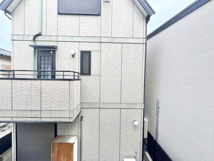 物件内観写真22　(室内からの展望)