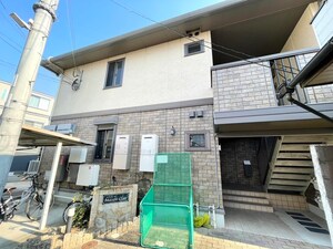 メゾンクレ－ル外観写真