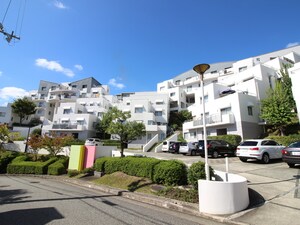 ｼｪﾗﾋﾞｱ東山台四番街221号棟(201)外観写真